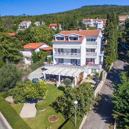 Apartments By The Sea Selce, Crikvenica - 4802 Dış mekan fotoğraf