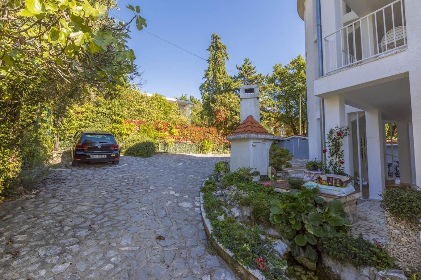 Apartments By The Sea Selce, Crikvenica - 4802 Dış mekan fotoğraf