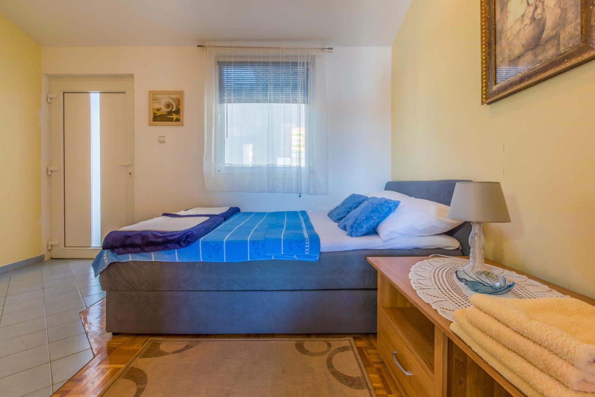 Apartments By The Sea Selce, Crikvenica - 4802 Oda fotoğraf